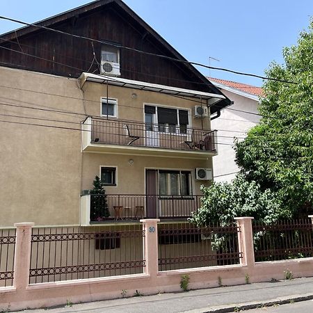 Istanbul Apartment 4 Белград Екстериор снимка